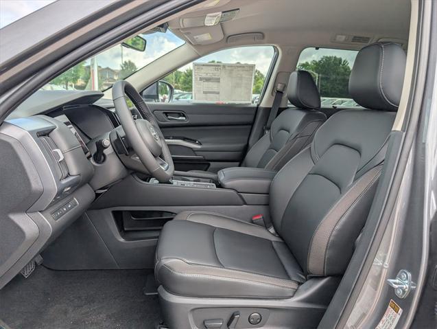 new 2025 Nissan Pathfinder car, priced at $44,475