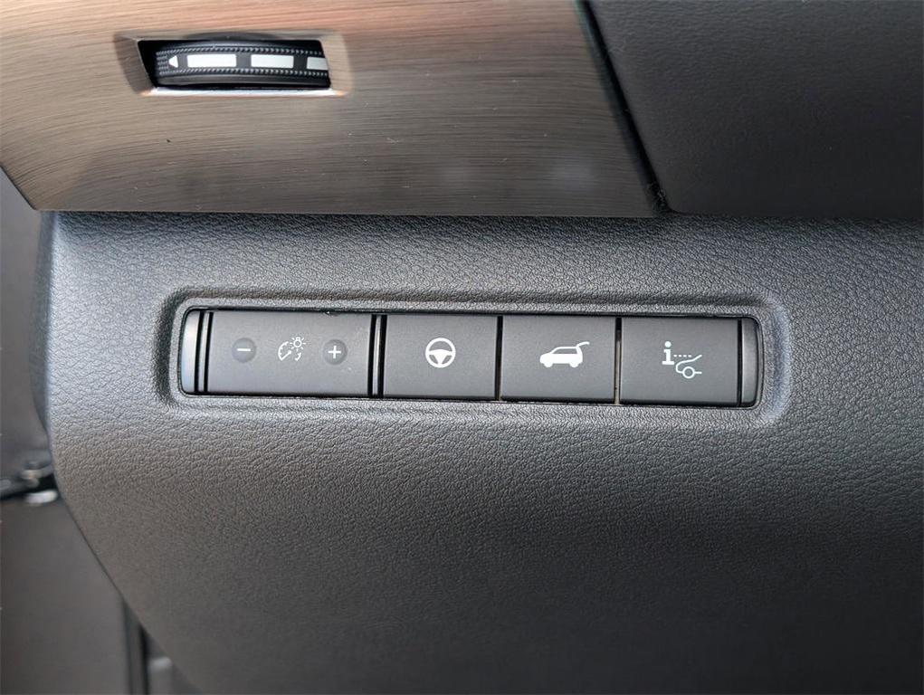 new 2025 Nissan Pathfinder car, priced at $48,611