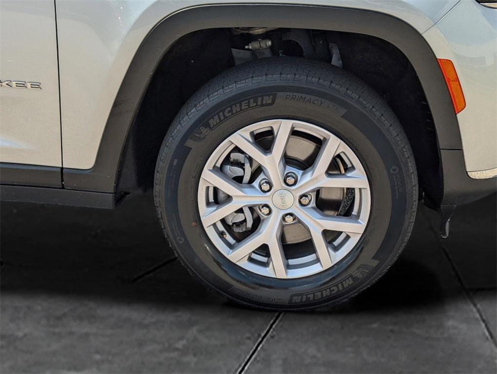 used 2022 Jeep Grand Cherokee L car, priced at $29,399