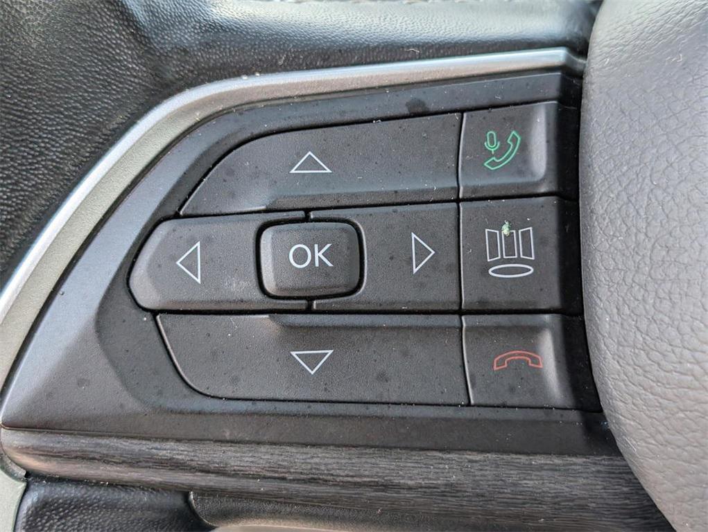 used 2022 Jeep Grand Cherokee L car, priced at $29,399