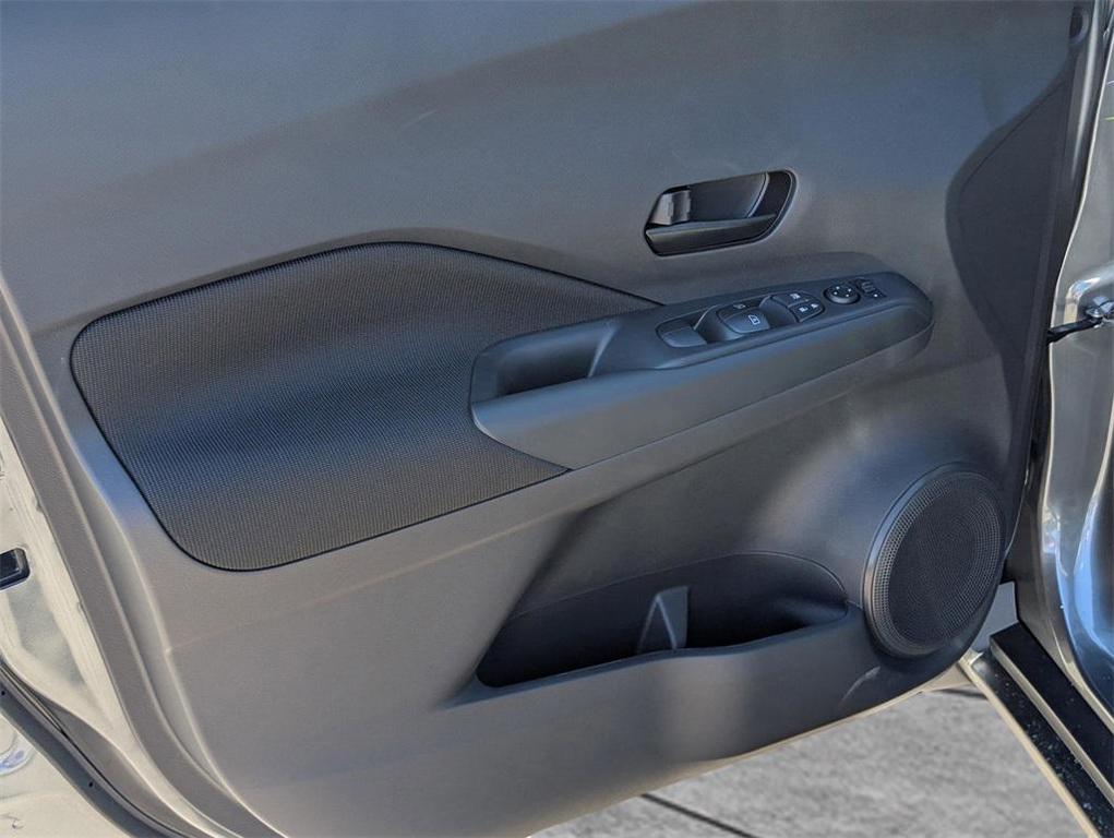 new 2025 Nissan Kicks car, priced at $21,825