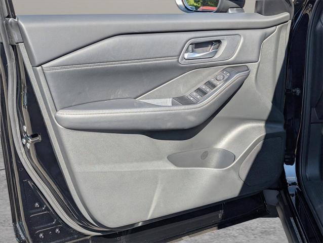new 2025 Nissan Rogue car, priced at $33,235