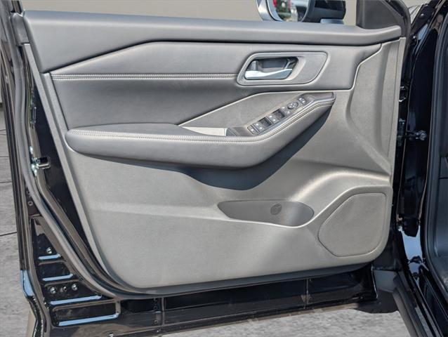 new 2025 Nissan Rogue car, priced at $33,235