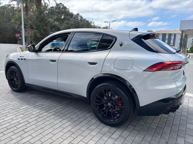 new 2025 Maserati Grecale car, priced at $86,550