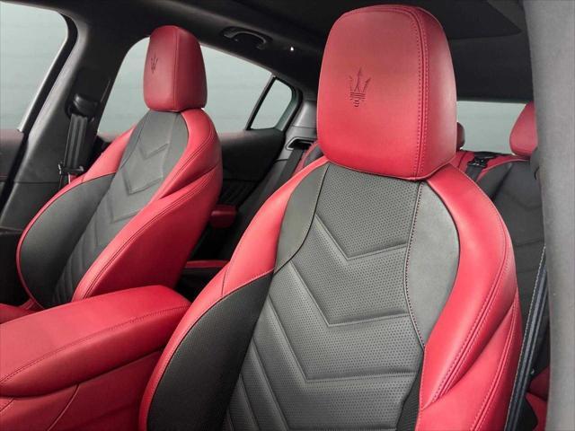 new 2025 Maserati Grecale car, priced at $157,965