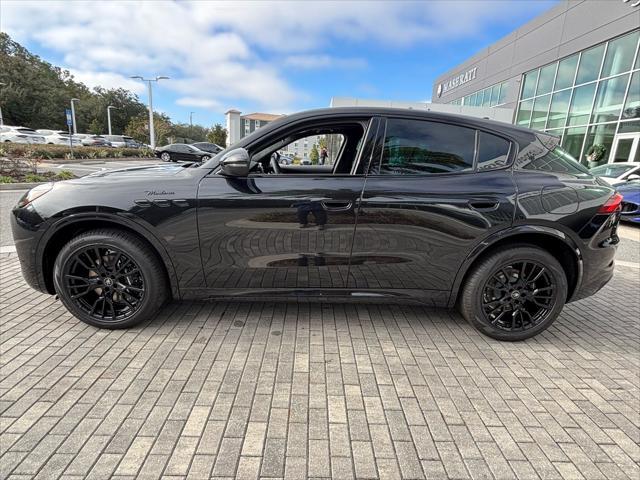 new 2025 Maserati Grecale car, priced at $79,125