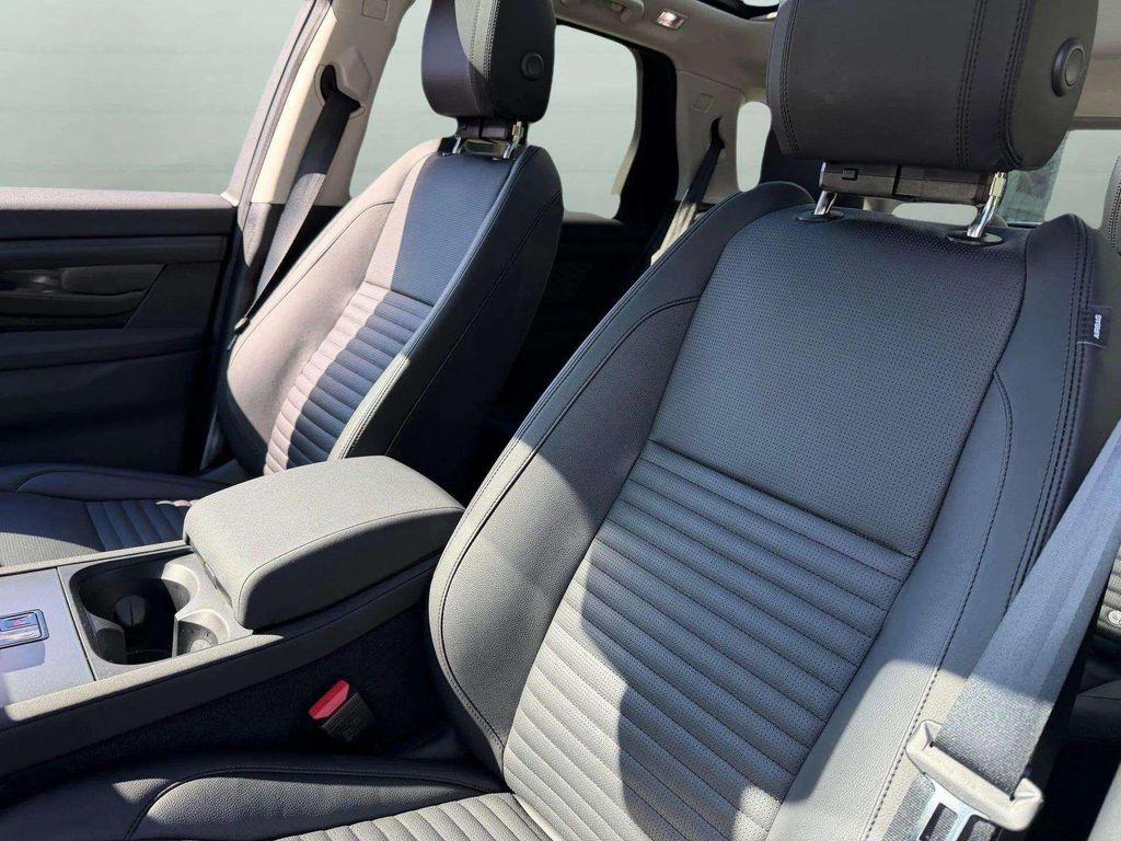 used 2025 Land Rover Discovery Sport car, priced at $41,000