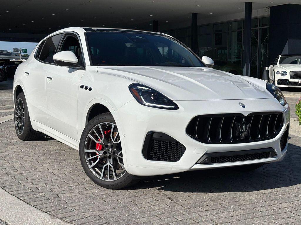 new 2025 Maserati Grecale car, priced at $84,845