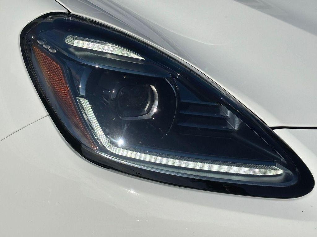 new 2025 Maserati Grecale car, priced at $84,845