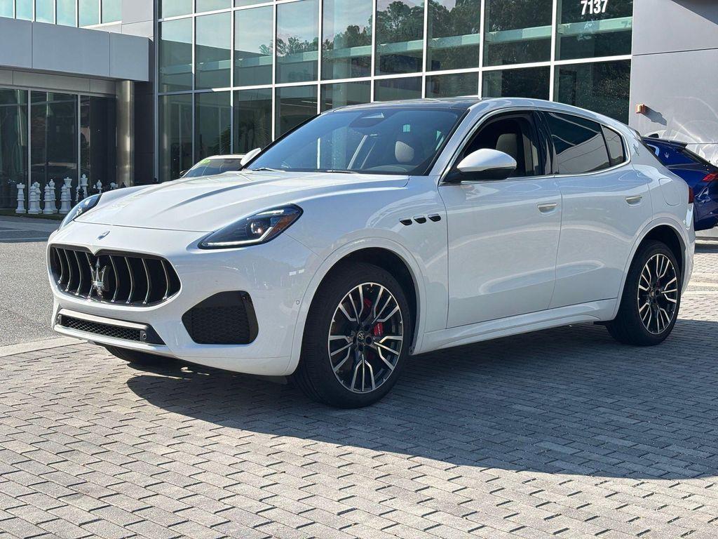 new 2025 Maserati Grecale car, priced at $84,845