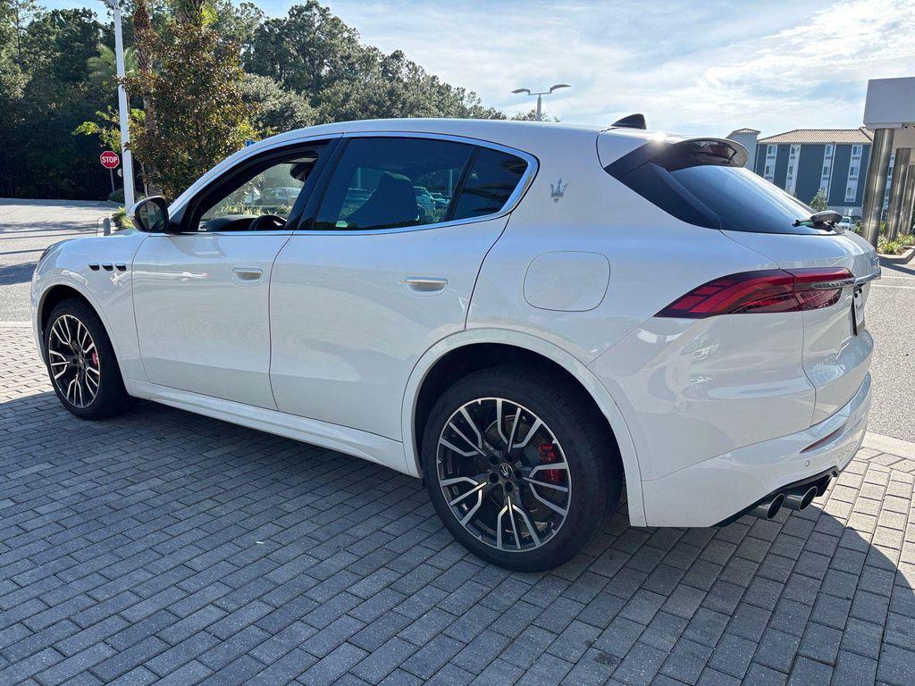 new 2025 Maserati Grecale car, priced at $84,845