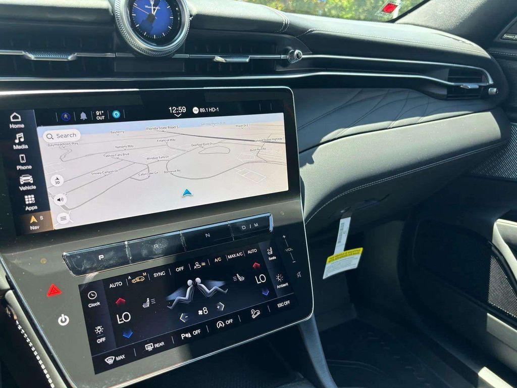 new 2025 Maserati Grecale car, priced at $83,805