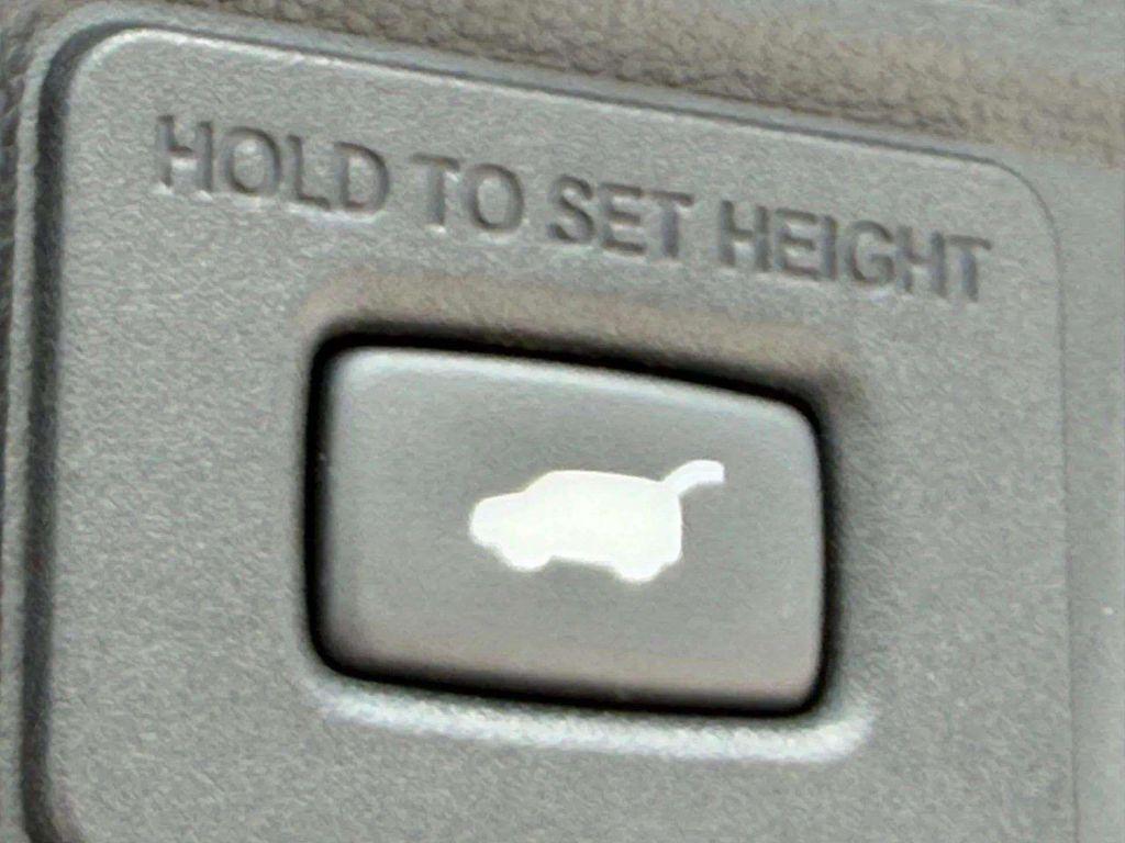 used 2021 Acura RDX car, priced at $30,400