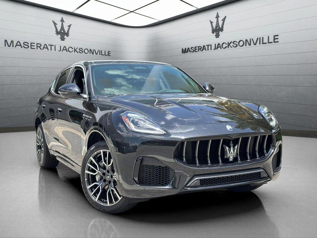 new 2025 Maserati Grecale car, priced at $82,655