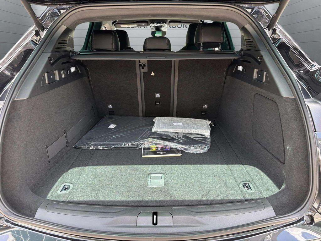 new 2025 Maserati Grecale car, priced at $82,655