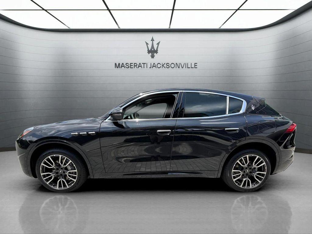 new 2025 Maserati Grecale car, priced at $82,655