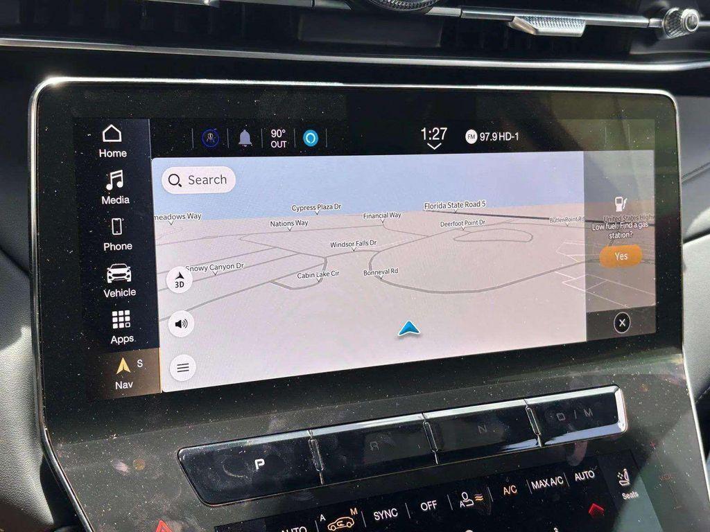 new 2025 Maserati Grecale car, priced at $82,655