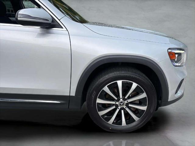 used 2022 Mercedes-Benz GLB 250 car, priced at $28,000