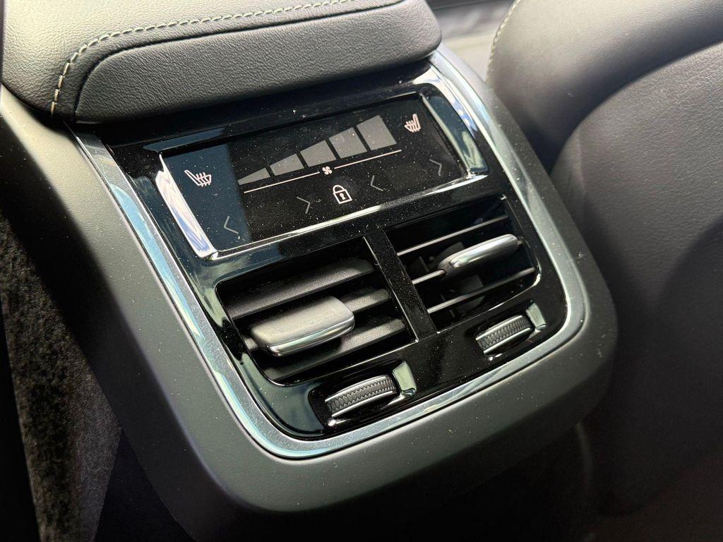 used 2022 Volvo XC60 car, priced at $33,800