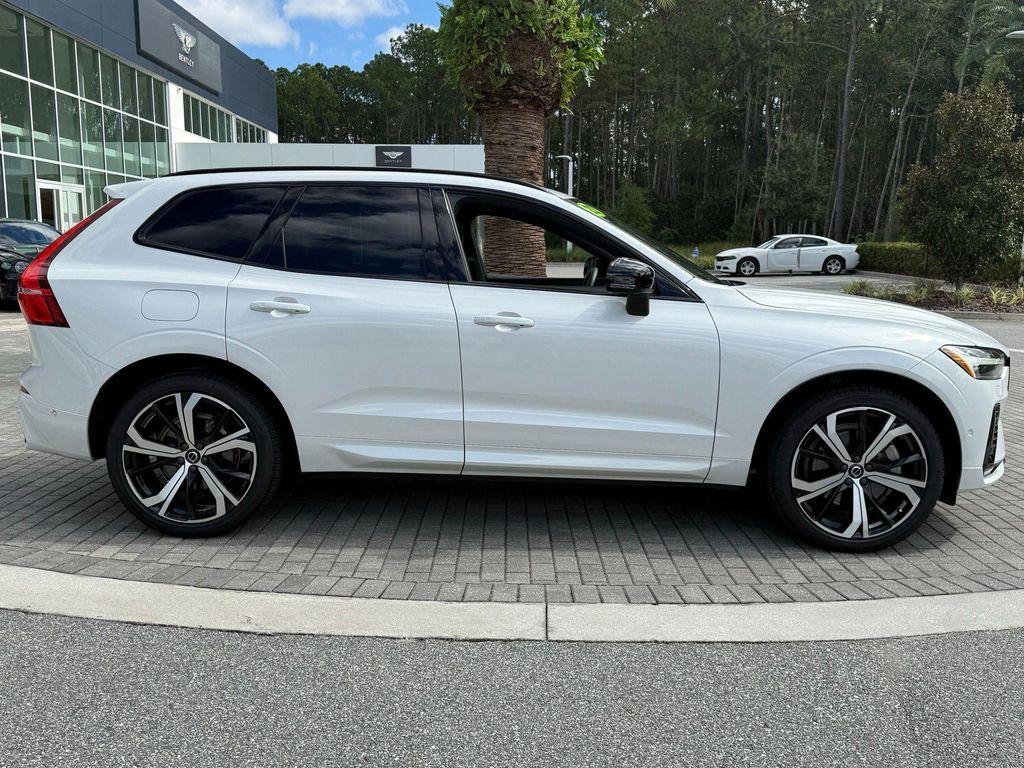 used 2022 Volvo XC60 car, priced at $33,800