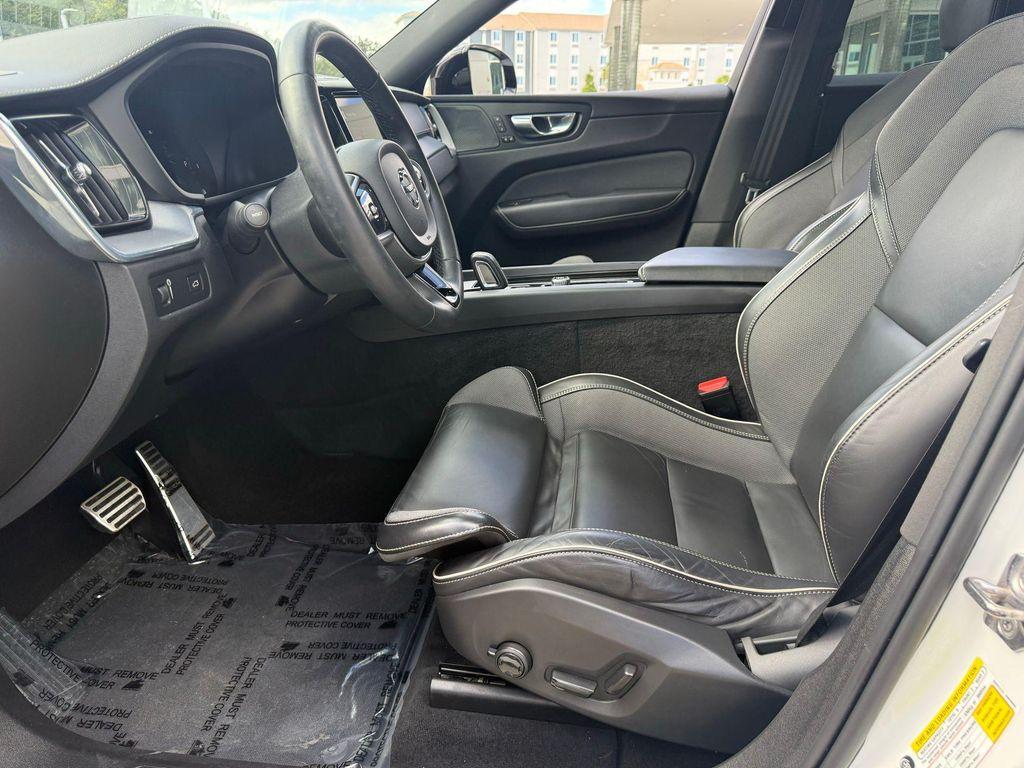 used 2022 Volvo XC60 car, priced at $33,800