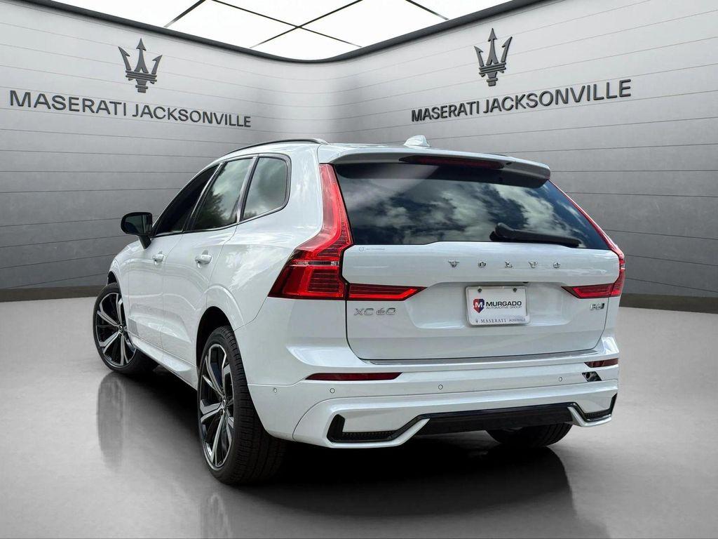 used 2022 Volvo XC60 car, priced at $31,200