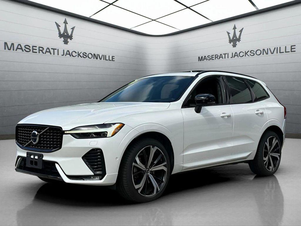 used 2022 Volvo XC60 car, priced at $31,200