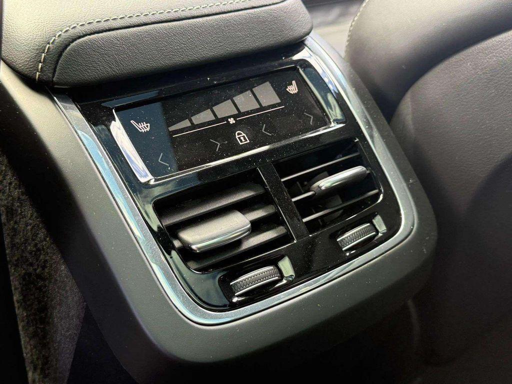 used 2022 Volvo XC60 car, priced at $31,200