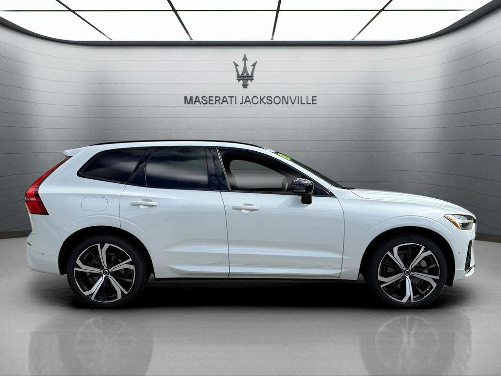 used 2022 Volvo XC60 car, priced at $31,200