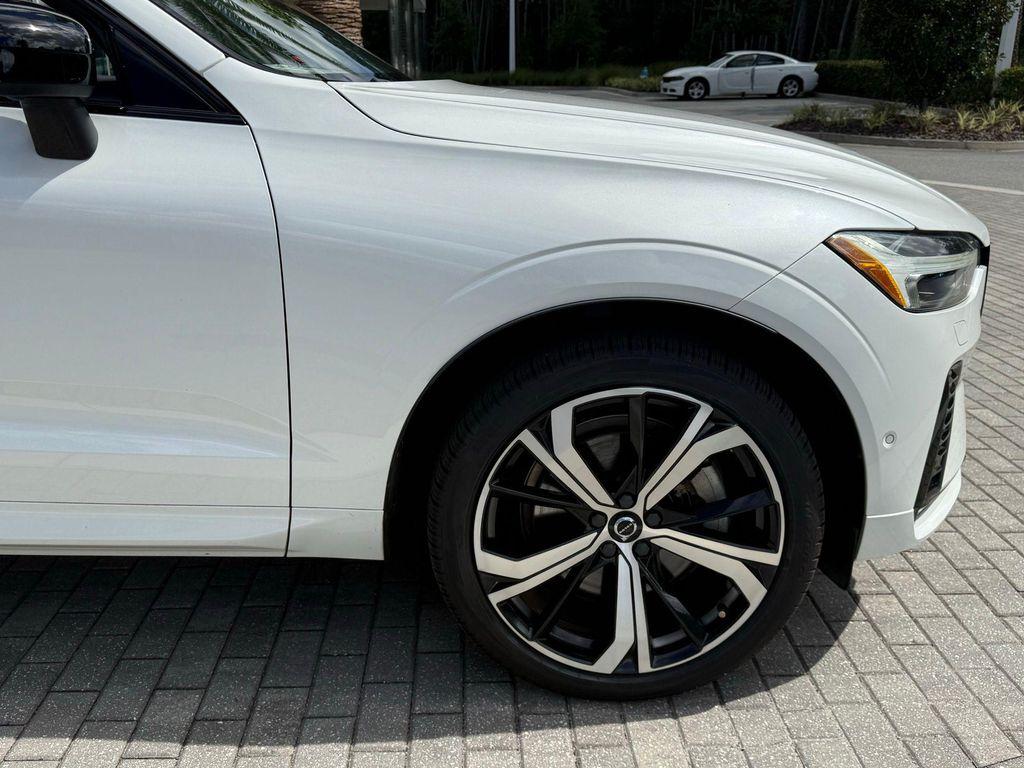 used 2022 Volvo XC60 car, priced at $33,800