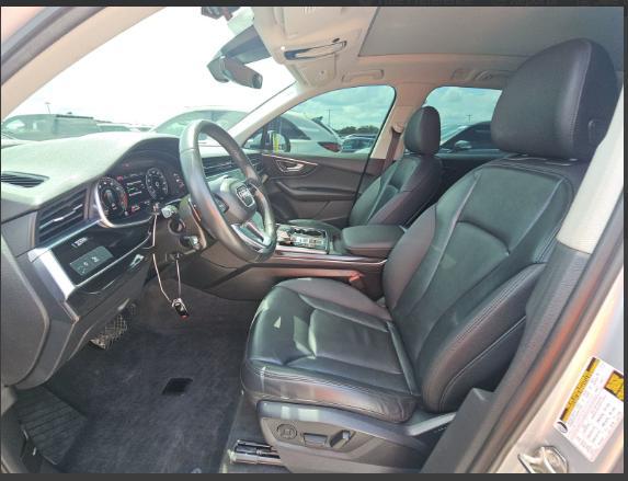 used 2022 Audi Q7 car, priced at $32,000