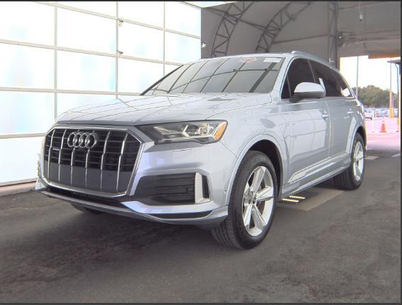 used 2022 Audi Q7 car, priced at $32,000