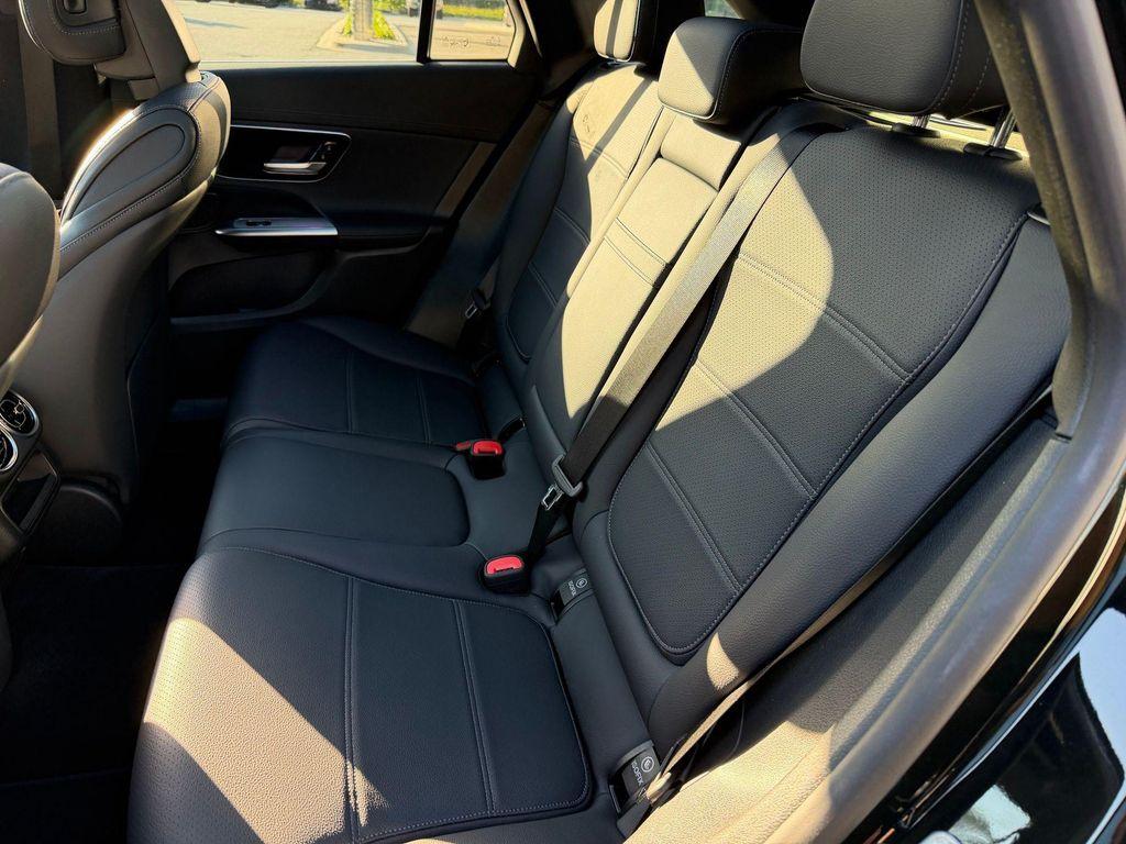 used 2025 Mercedes-Benz GLC 300 car, priced at $45,400