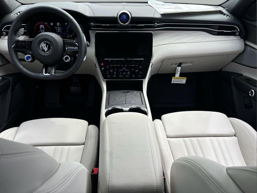 new 2024 Maserati Grecale car, priced at $74,555