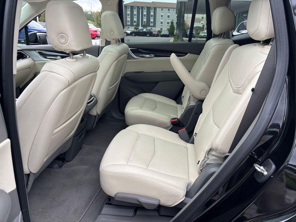 used 2023 Cadillac XT6 car, priced at $37,000