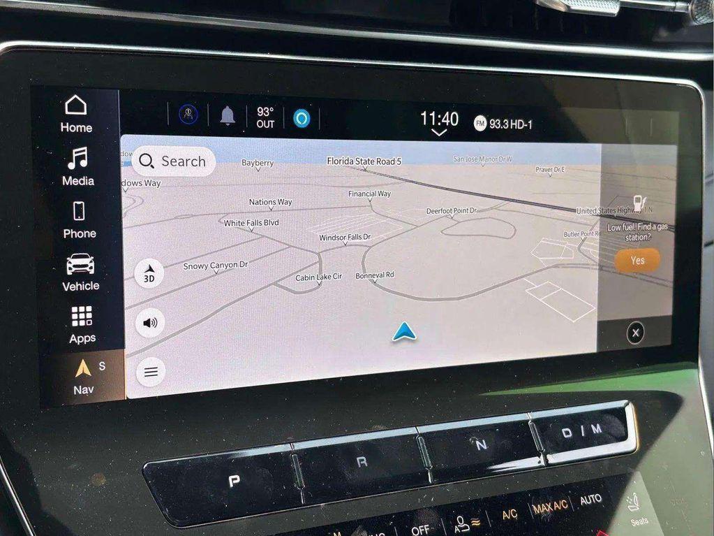 new 2025 Maserati Grecale car, priced at $83,805