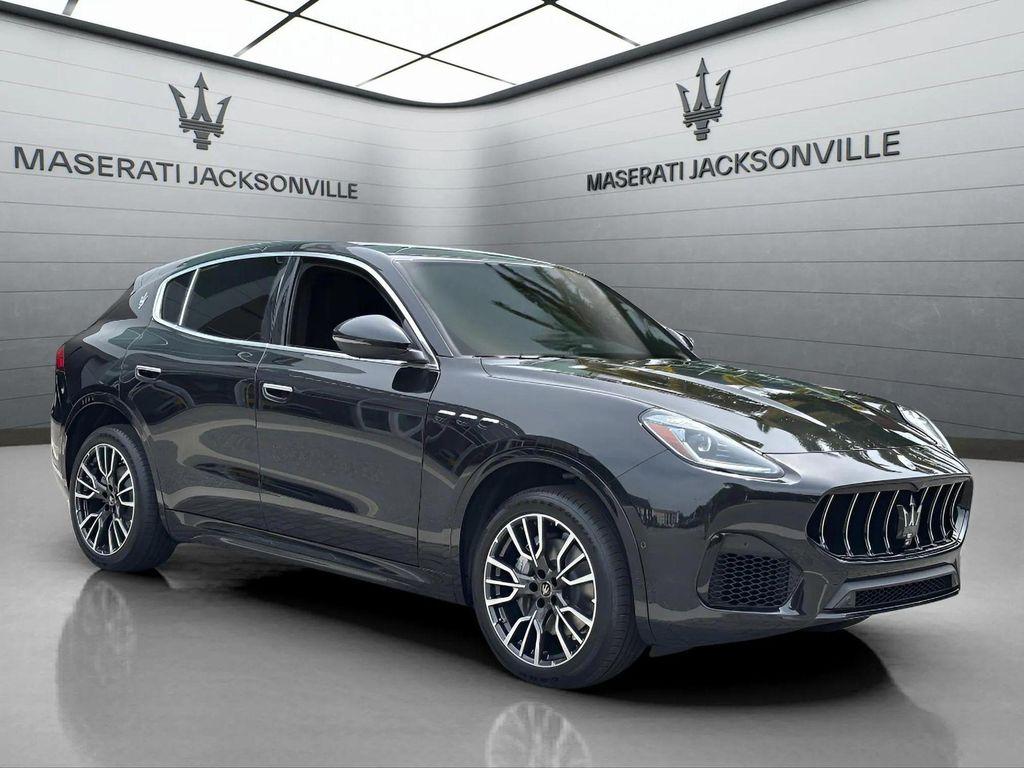 new 2025 Maserati Grecale car, priced at $82,655