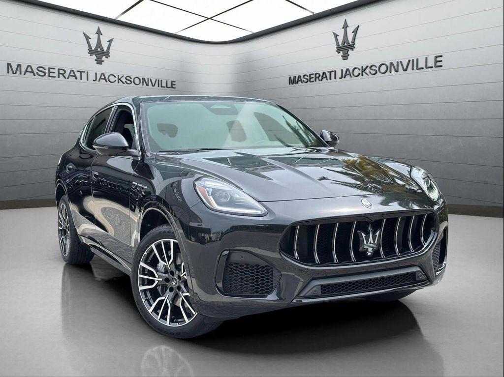 new 2025 Maserati Grecale car, priced at $82,655