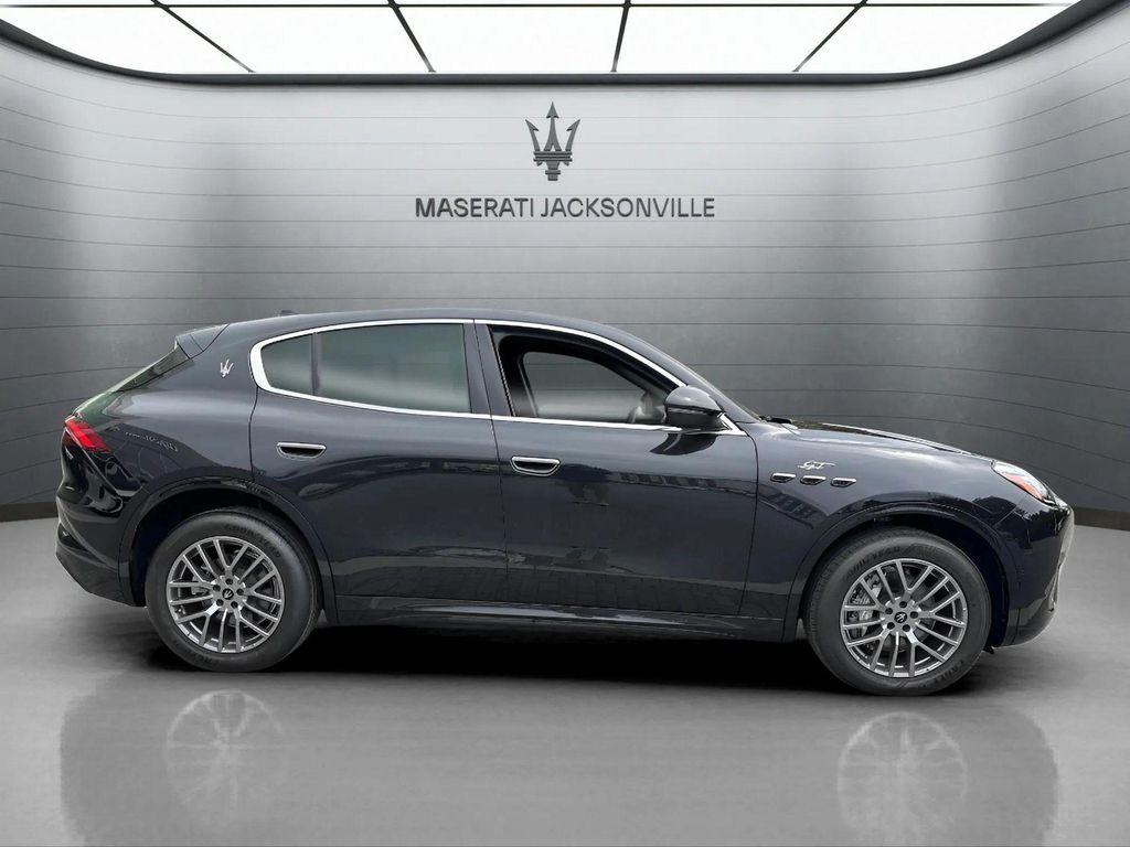 new 2024 Maserati Grecale car, priced at $71,810
