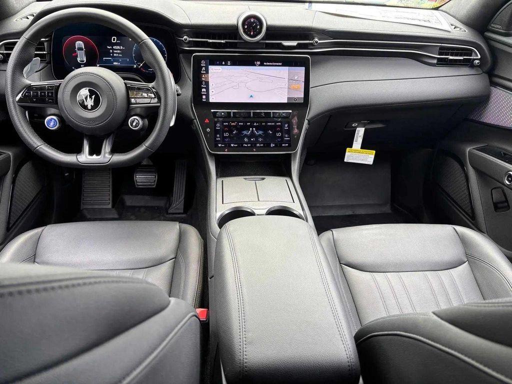 new 2024 Maserati Grecale car, priced at $71,810