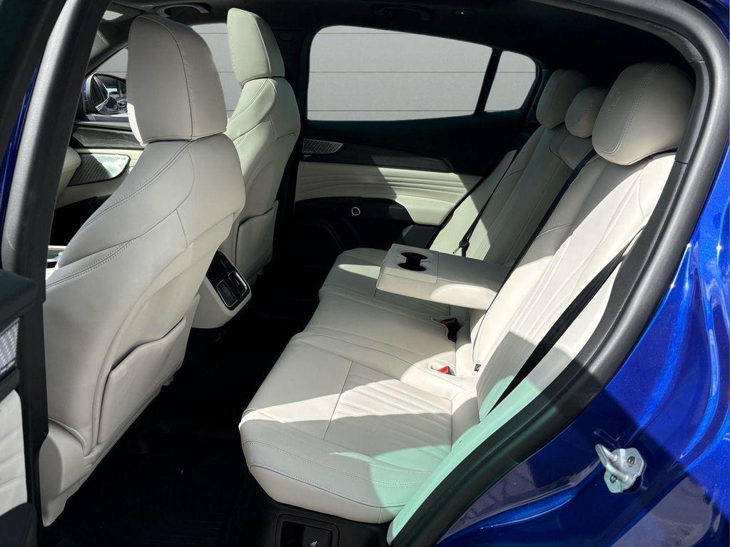 new 2024 Maserati Grecale car, priced at $73,560