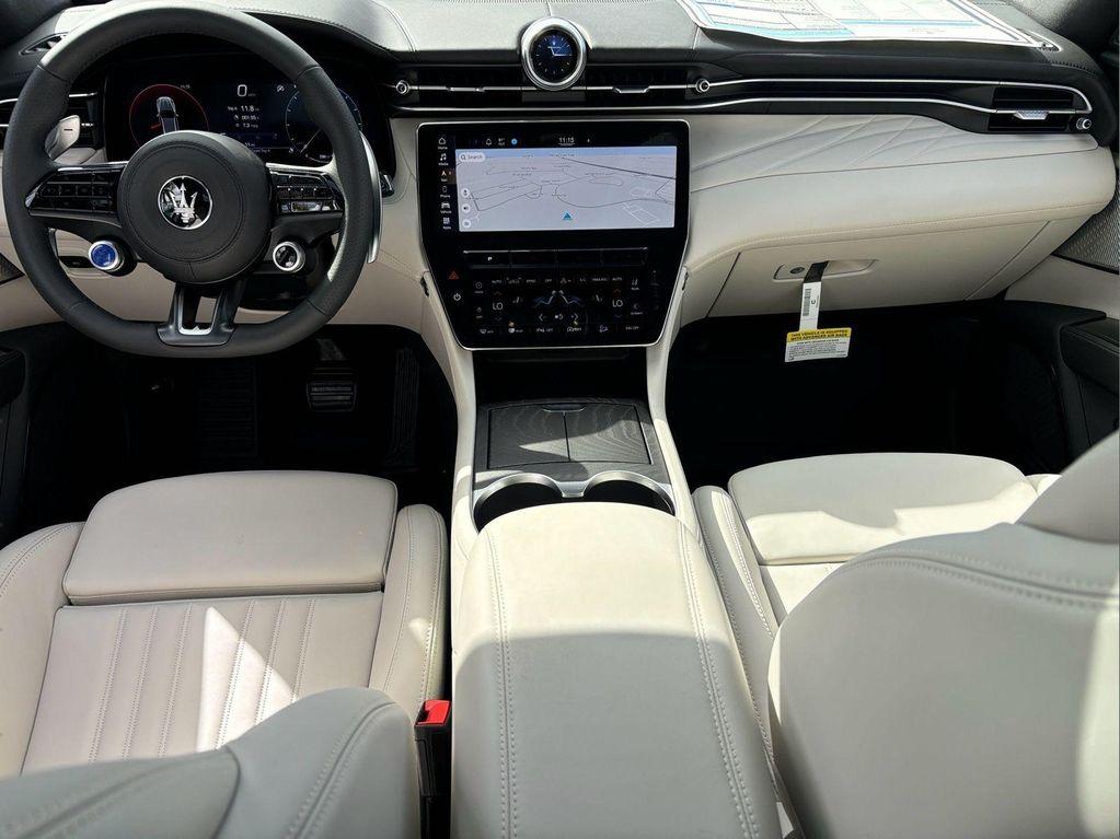 new 2024 Maserati Grecale car, priced at $73,560