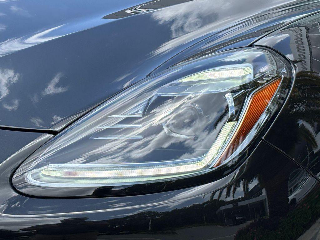new 2025 Maserati Grecale car, priced at $82,655