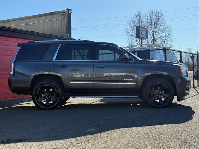 used 2016 GMC Yukon car, priced at $22,995