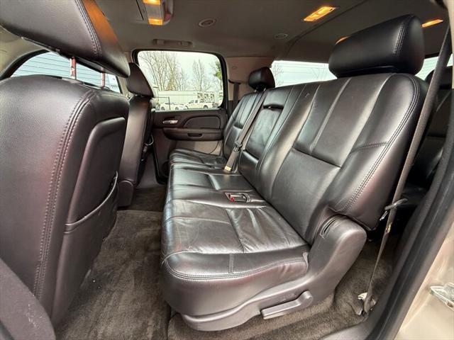 used 2007 Chevrolet Suburban car, priced at $7,495