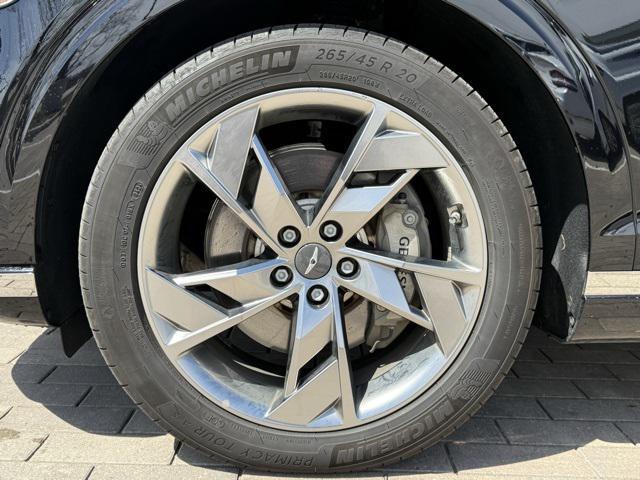 used 2025 Genesis Electrified GV70 car, priced at $50,500