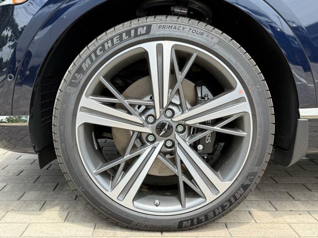 new 2025 Genesis GV80 Coupe car, priced at $88,510