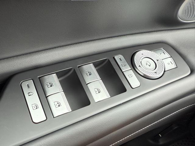 new 2025 Genesis GV80 car, priced at $76,595