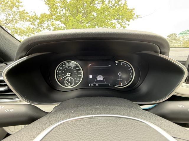new 2025 Genesis G70 car, priced at $43,064