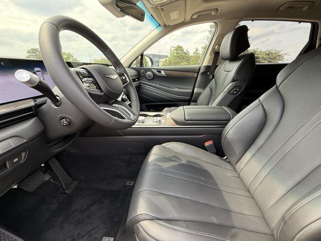 new 2025 Genesis GV80 car, priced at $68,914